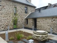 Henon-maison de l'enfance -entree.JPG